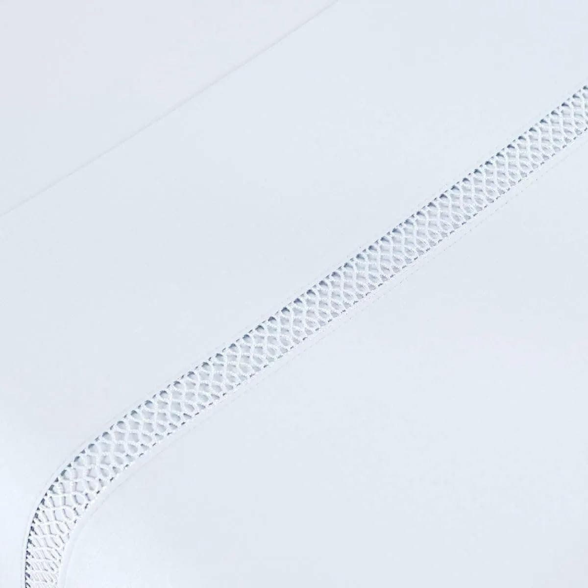 Jogo de Lençol Liso Ponto Infinity 03 Peças Micropercal 400 Fios Toque Macio Cor (BRANCO, SOLTEIRO) - Imagem 4