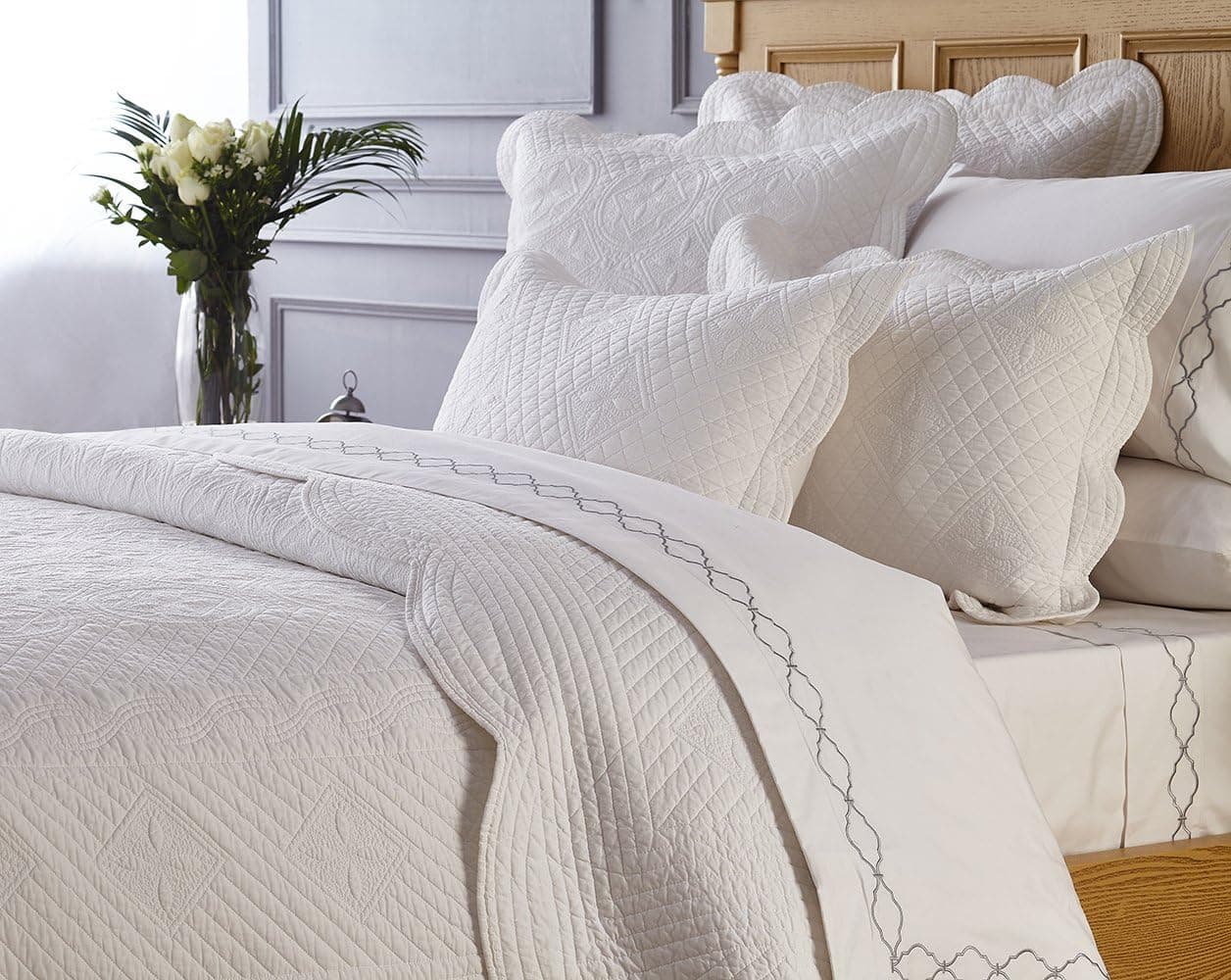 Calla Angel Sage Garden colcha de algodão puro luxuosa, Queen, branca - Imagem 4