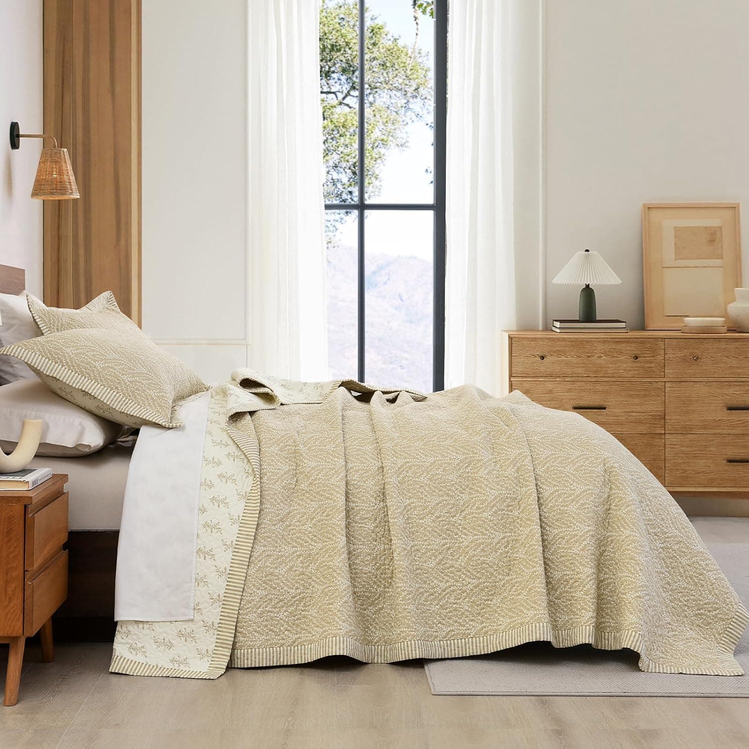 EWlinens Colchas King Size 100% algodão – Conjunto de cama King reversível, leve botânico, acolchoado para todas as estações, colcha macia de cor sólida para cama king, branco/aveia, 3 peças - Imagem 4