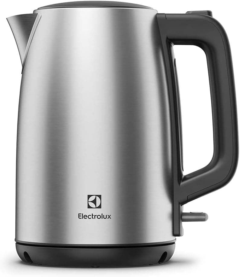 Chaleira jarra eletrica Electrolux desligamento automatico capacidade 1,7L facil abertura tampa alça ergometrica indicador transparente EEK25 inox 220v