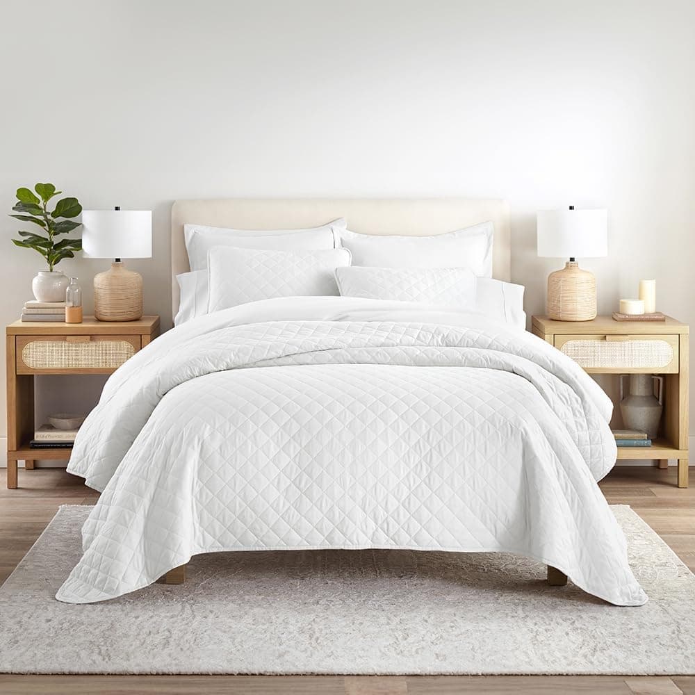 Linen Market Colchas Queen Diamond White